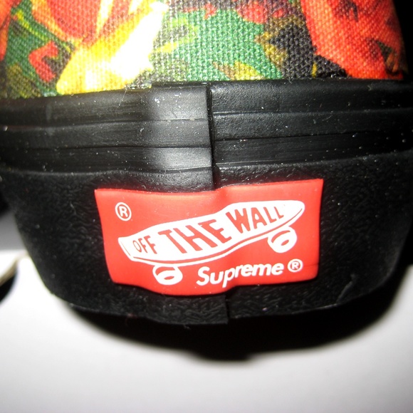 SUPREME x VANS x JEAN PAUL GAULTIER 2019 Chukka main image 12